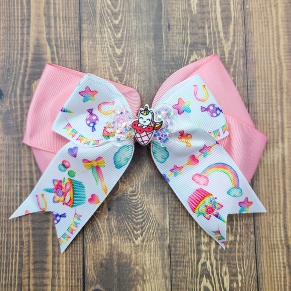 ๐3/$15๐ Unicorn Cupcake and Glitter Hair Bow - Picture 4 of 7